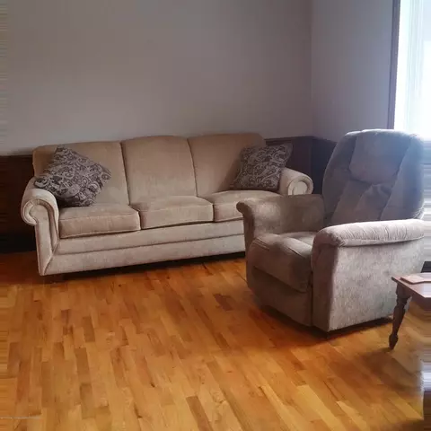 1147 Winding Brook Rd, Dewitt, MI 48820 photo 3