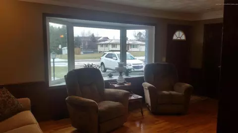 1147 Winding Brook Rd, Dewitt, MI 48820 photo 2