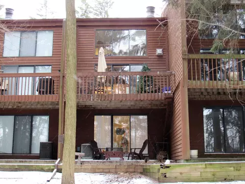 1196 Academic Way, Haslett, MI 48840 photo 24