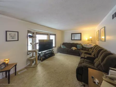 13450 W Howe Rd, Eagle, MI 48822 photo 2