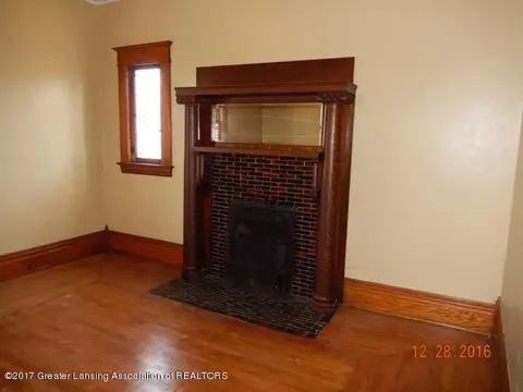 103 Jackson St, Sunfield, MI 48890 photo 5