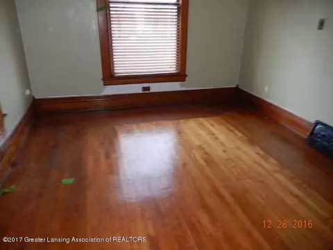 103 Jackson St, Sunfield, MI 48890 photo 3
