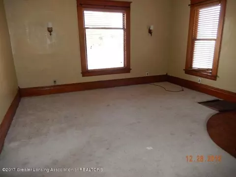 103 Jackson St, Sunfield, MI 48890 photo 4