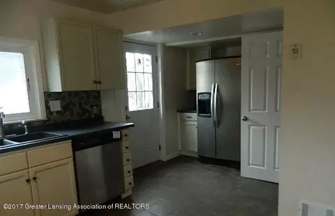 802 High St, Williamston, MI 48895 photo 6