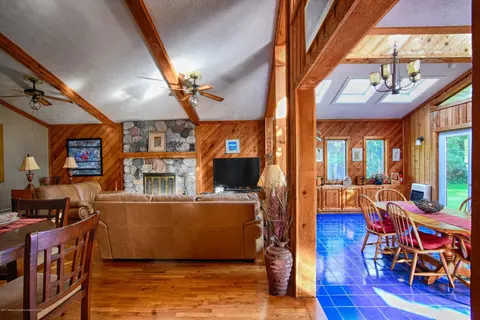2182 Lagoon Dr, Okemos, MI 48864 photo 9