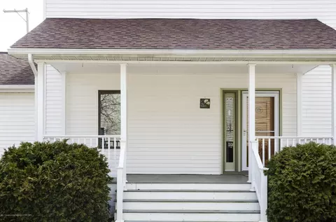 322 E Washington, Dimondale, MI 48821 photo 4