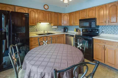 113 N Dibble Blvd, Lansing, MI 48917 photo 12