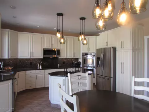 2014 Birch Bluff Dr, Okemos, MI 48864 photo 14