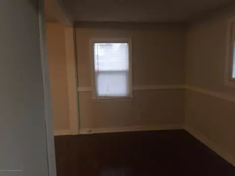 548 E Mount Hope Ave, Lansing, MI 48910 photo 7