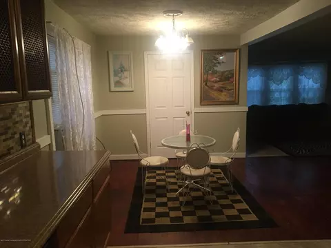 548 E Mount Hope Ave, Lansing, MI 48910 photo 10