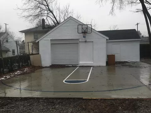 548 E Mount Hope Ave, Lansing, MI 48910 photo 4