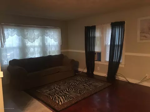 548 E Mount Hope Ave, Lansing, MI 48910 photo 11