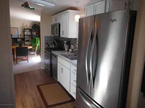 6177 E Lake Dr, Haslett, MI 48840 photo 10