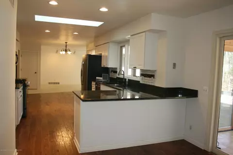 3906 Binghampton, Okemos, MI 48864 photo 8