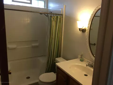 1027 Robins Rd, Lansing, MI 48917 photo 7