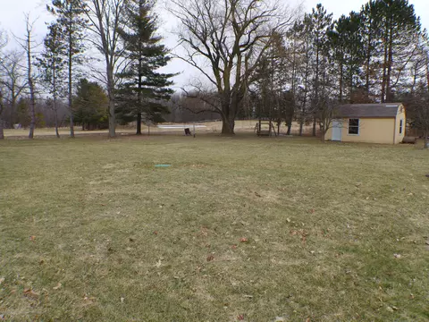 8221 S Us Highway 27, Dewitt, MI 48820 photo 2
