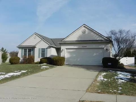 12397 Sea Pines Dr, Dewitt, MI 48820 photo 2