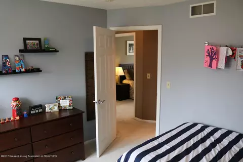 16920 Cedarbrook Dr, Haslett, MI 48840 photo 24
