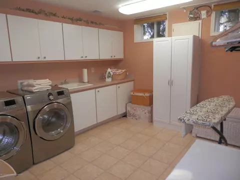 15353 Classic Dr, Bath, MI 48808 photo 32
