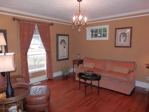 15353 Classic Dr, Bath, MI 48808 photo 5