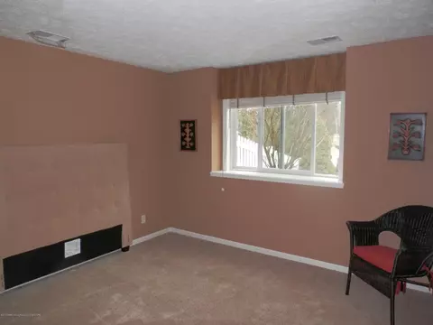 15353 Classic Dr, Bath, MI 48808 photo 27