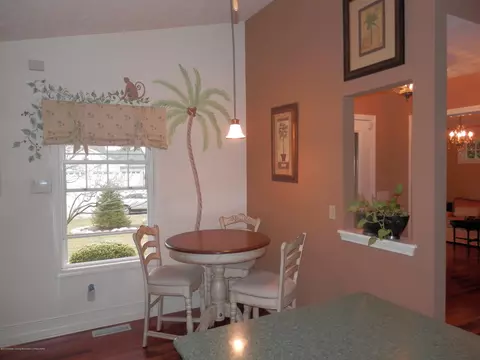 15353 Classic Dr, Bath, MI 48808 photo 9