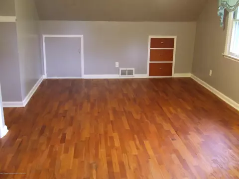 1837 E Cavanaugh Rd, Lansing, MI 48910 photo 9