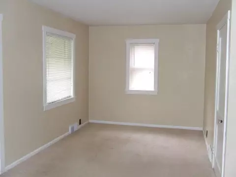 1837 E Cavanaugh Rd, Lansing, MI 48910 photo 8