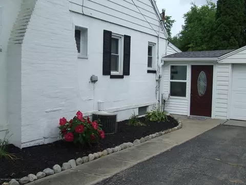 1837 E Cavanaugh Rd, Lansing, MI 48910 photo 13