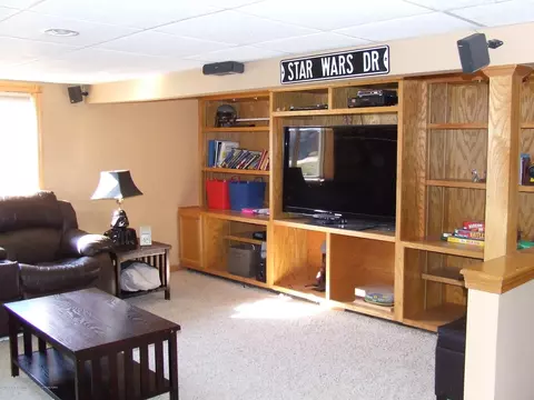 225 E Miller Rd, Lansing, MI 48911 photo 21