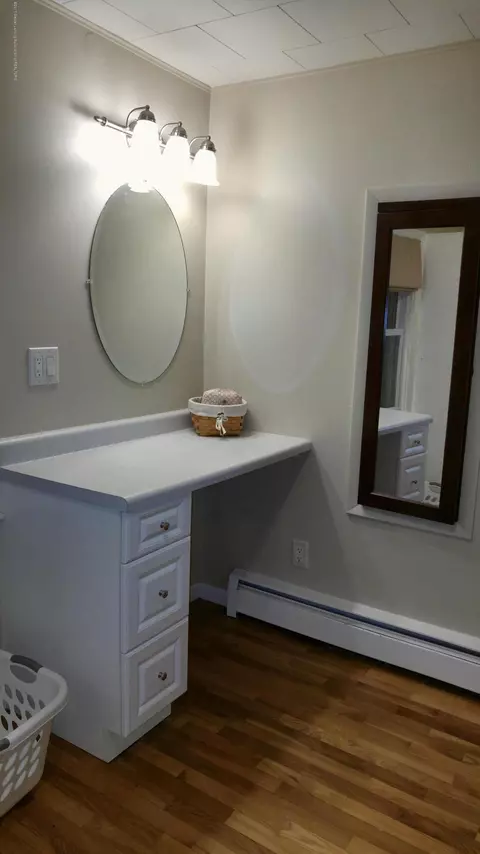 225 E Miller Rd, Lansing, MI 48911 photo 17