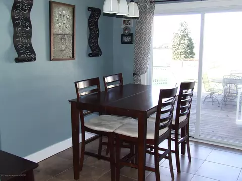 225 E Miller Rd, Lansing, MI 48911 photo 10
