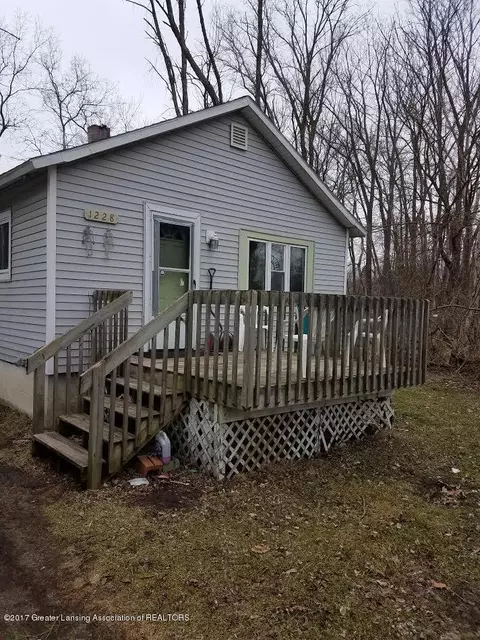 1228 Haslett Rd, Haslett, MI 48840 photo 1