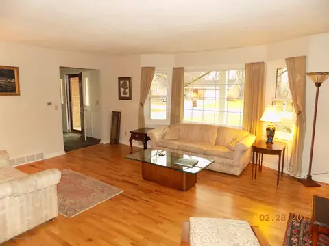 4354 Lee St, Holt, MI 48842 photo 5