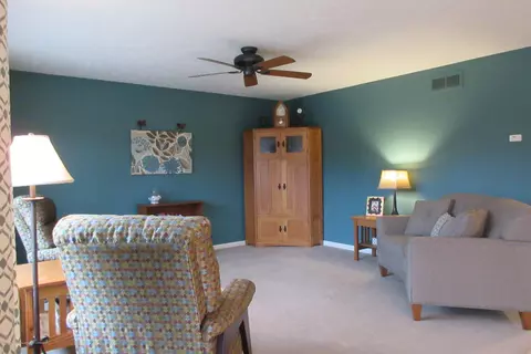 3902 Danbridge Rd, Lansing, MI 48906 photo 13