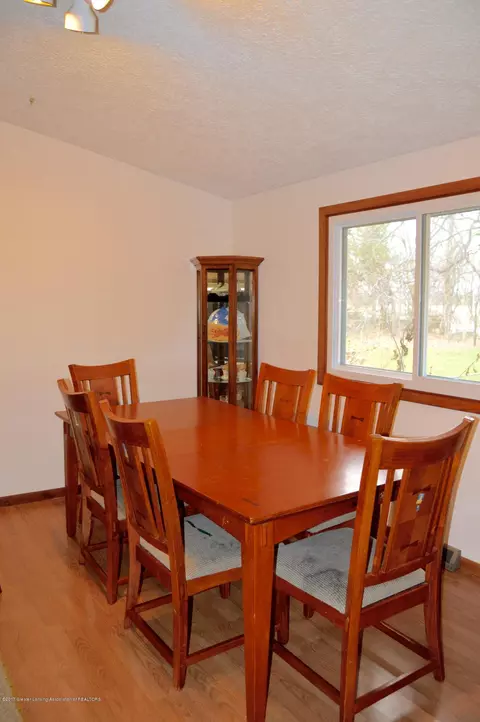 1952 Bloomfield Dr, Okemos, MI 48864 photo 7