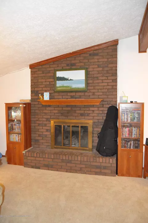 1952 Bloomfield Dr, Okemos, MI 48864 photo 10