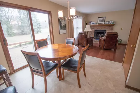 636 Earliglow Ln, Haslett, MI 48840 photo 11