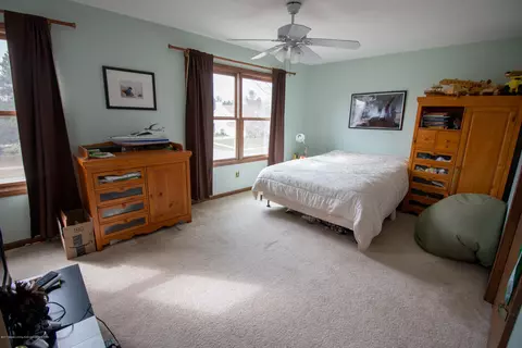 636 Earliglow Ln, Haslett, MI 48840 photo 12
