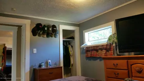 622 Cooper Ave, Lansing, MI 48910 photo 12