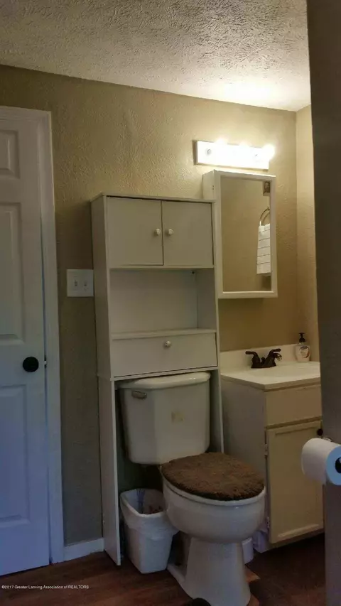 622 Cooper Ave, Lansing, MI 48910 photo 17