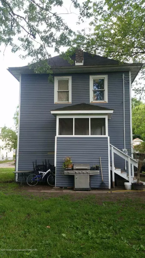 622 Cooper Ave, Lansing, MI 48910 photo 2