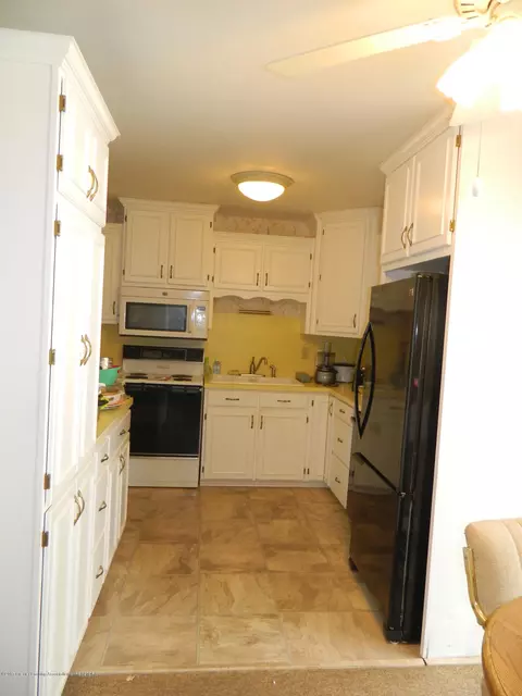3330 Argyll Dr, Lansing, MI 48911 photo 11