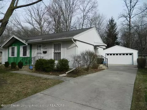 3330 Argyll Dr, Lansing, MI 48911 photo 1