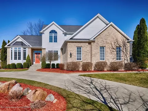 5542 Star Flower Dr, Haslett, MI 48840 photo 2