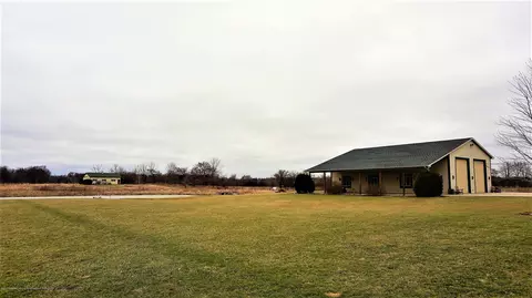 642 Harper Rd, Mason, MI 48854 photo 5