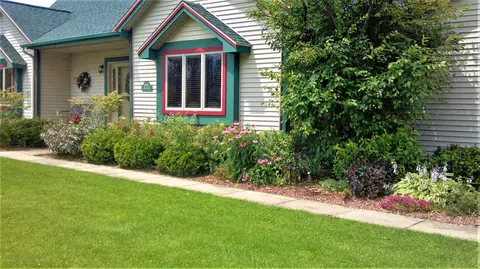 642 Harper Rd, Mason, MI 48854 photo 4