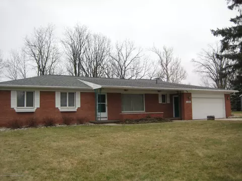 11888 E Andre Dr, Grand Ledge, MI 48837 photo 1