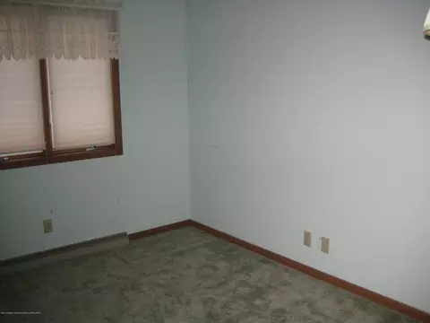 11888 E Andre Dr, Grand Ledge, MI 48837 photo 6