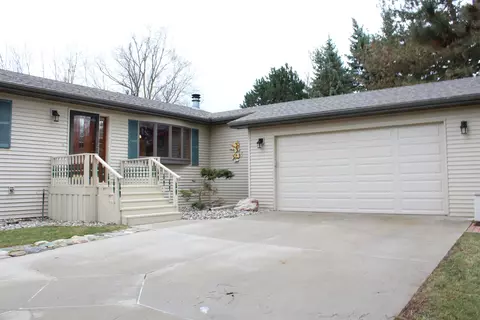 13909 Webster Rd, Bath, MI 48808 photo 2